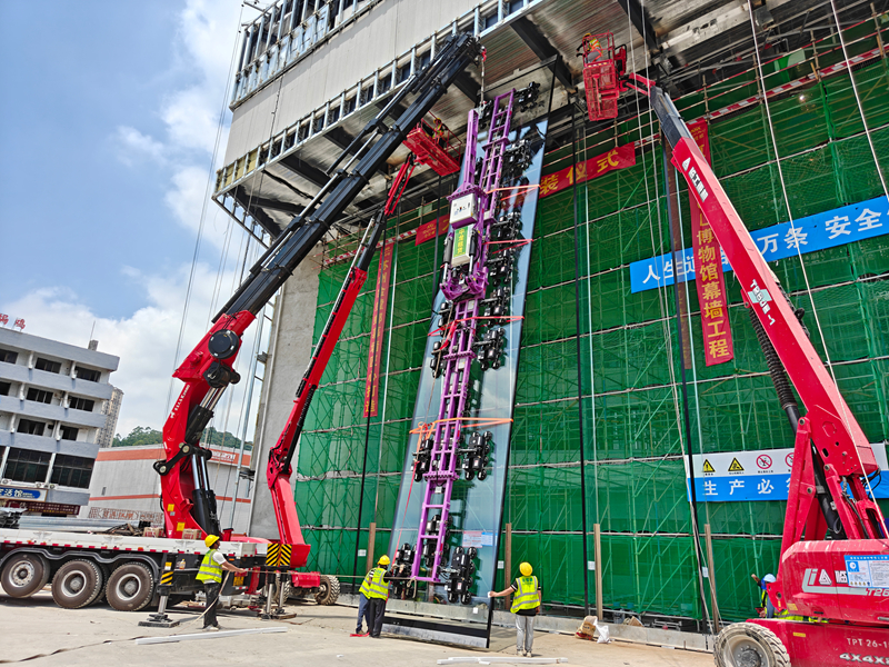 Large Glass vacuum lifter (1).jpg